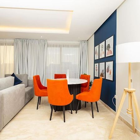 Apartmán Modern 2Br Retreat In Marina Sale Luxury Living Hajja Exteriér fotografie